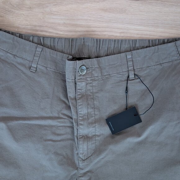 NWT Bonobos Organic Cotton Lightweight Chino Shorts Kalamata Olive XXL 5” - Picture 2 of 7
